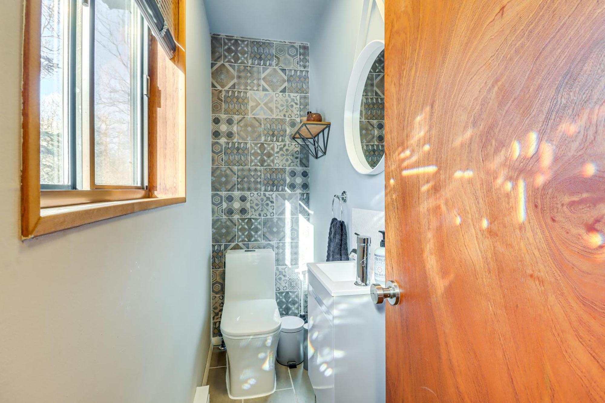 Poconos Home With Private Spa And Fire Pit Long Pond Ngoại thất bức ảnh