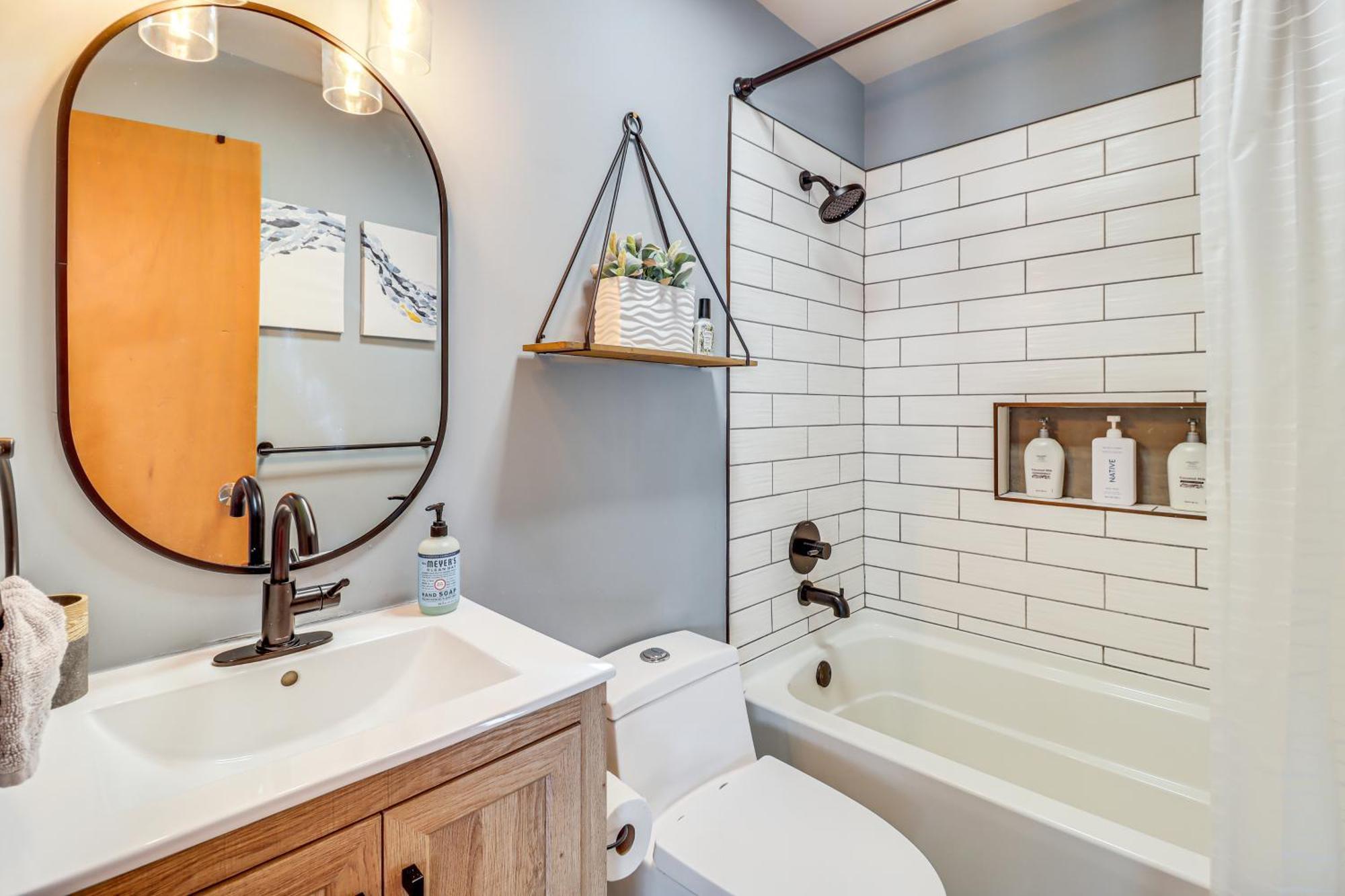 Poconos Home With Private Spa And Fire Pit Long Pond Ngoại thất bức ảnh